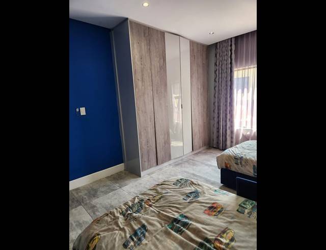 4 BEDROOM HOUSE FOR SALE IN RASLOUW